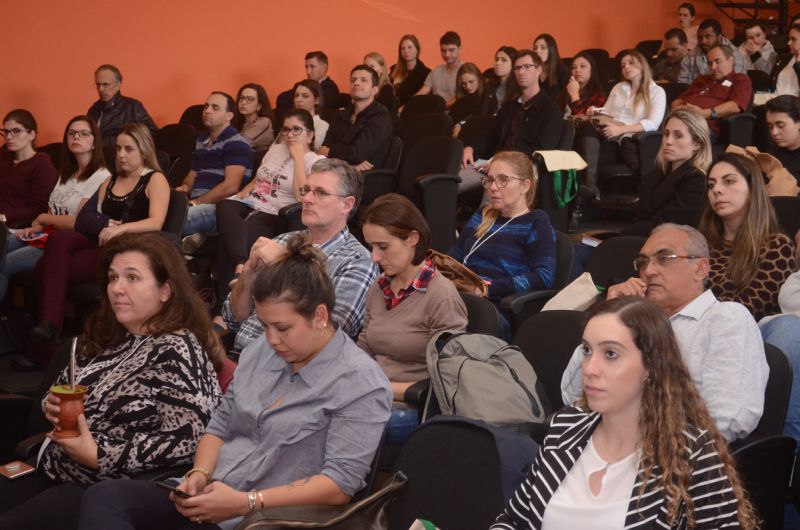 Encontro de Inspeções Sanitárias atraiu médicos veterinários e acadêmicos de todo Estado