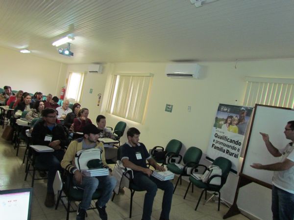 Sindicato Rural e Senar iniciam nova turma de Empreendedor Rural